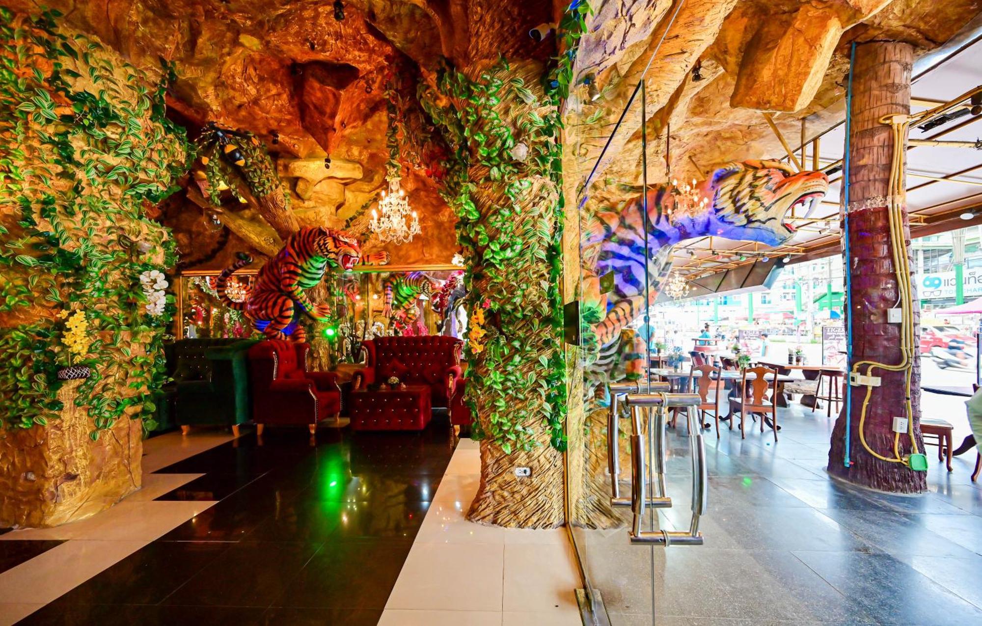 Tiger Complex Hotel Patong Dış mekan fotoğraf