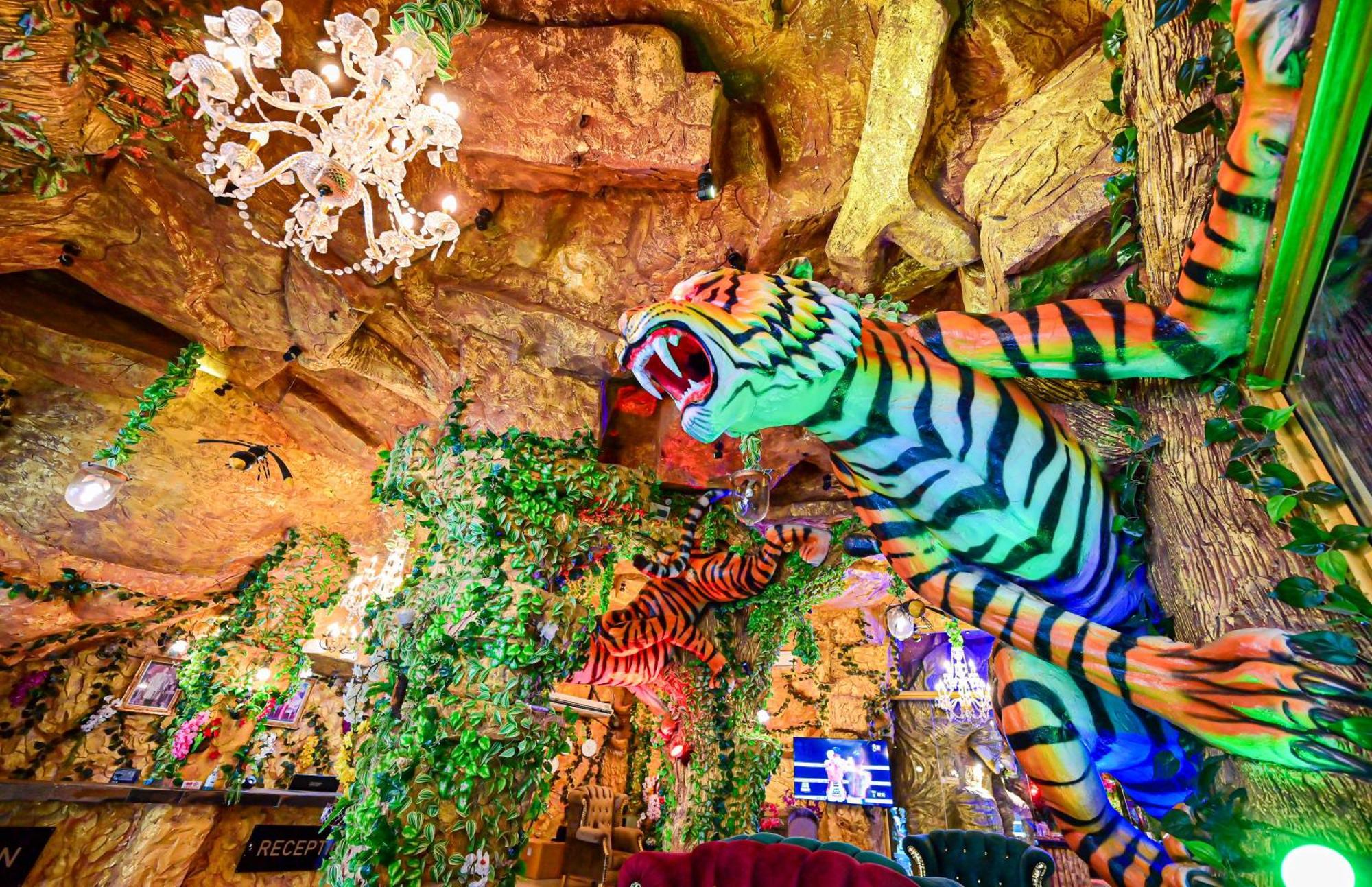 Tiger Complex Hotel Patong Dış mekan fotoğraf