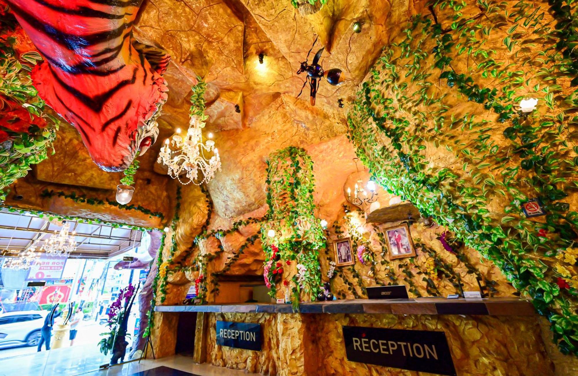 Tiger Complex Hotel Patong Dış mekan fotoğraf