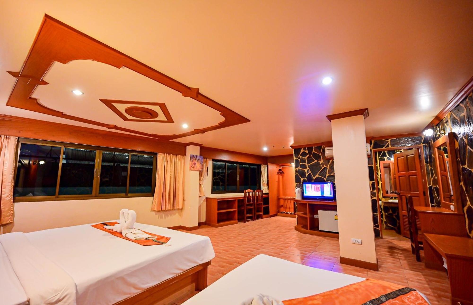 Tiger Complex Hotel Patong Dış mekan fotoğraf