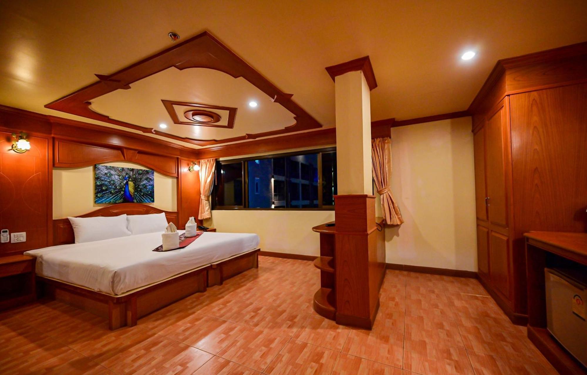 Tiger Complex Hotel Patong Dış mekan fotoğraf
